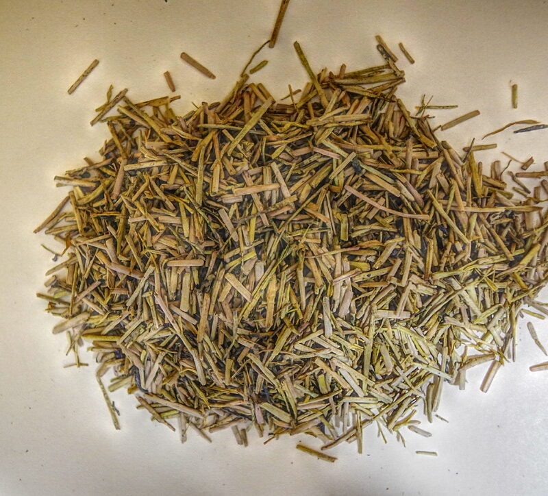 Te verde Houjicha in primo piano